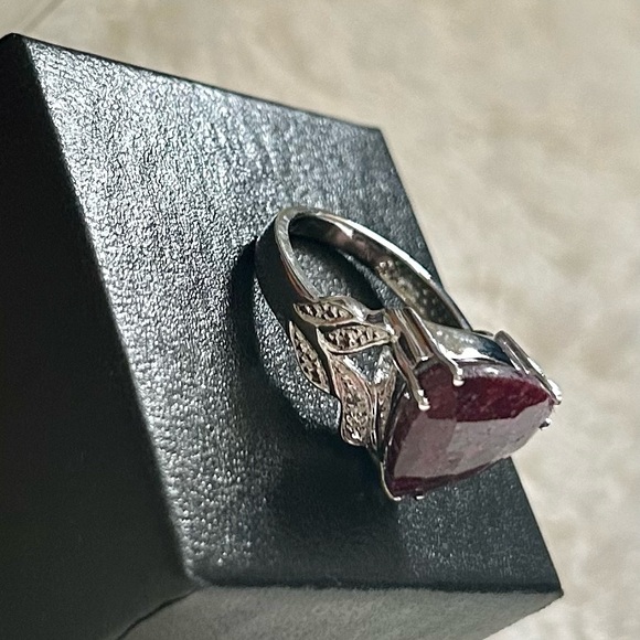 💍 Women’s 14K White Gold over Solid Sterling Silver 925. Ruby and Diamond Ring - Picture 5 of 9